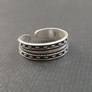 Oxidized Toe Ring
