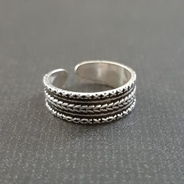 Oxidized Toe Ring