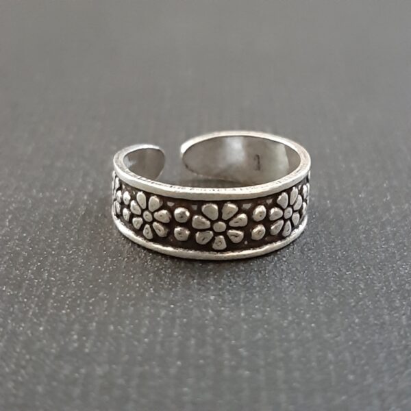 Oxidized Toe Ring
