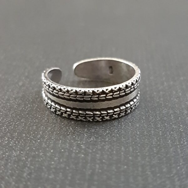 Oxidized Toe Ring