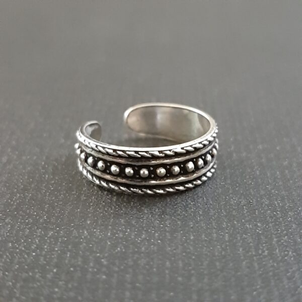 Oxidized Toe Ring