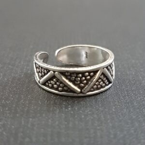 Oxidized Toe Ring