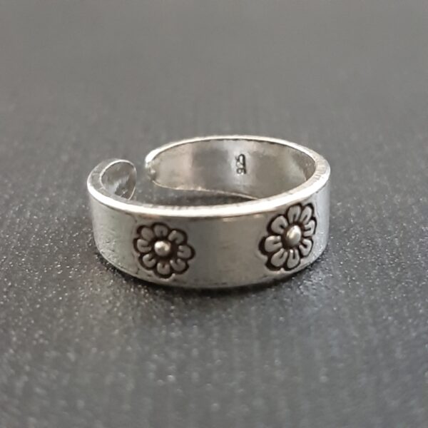 Oxidized Toe Ring