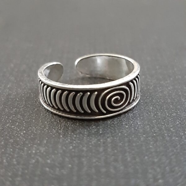 Oxidized Toe Ring