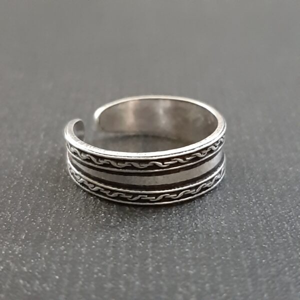 Oxidized Toe Ring