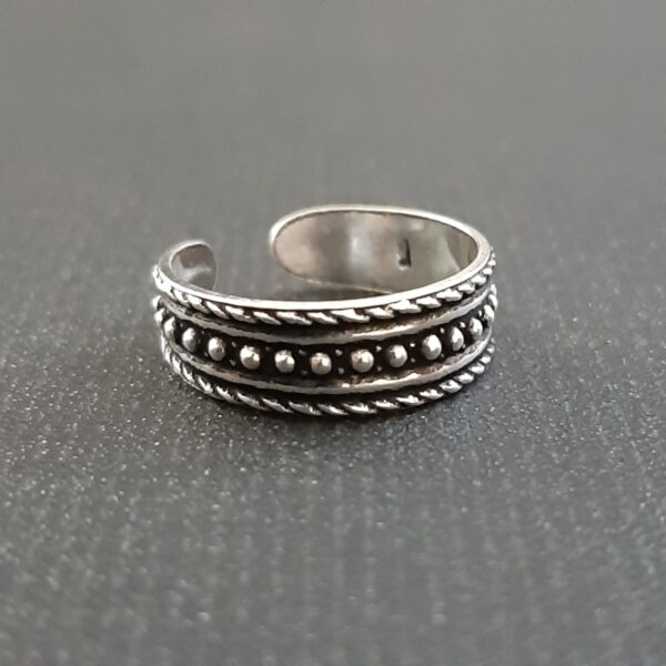 Oxidized Toe Ring