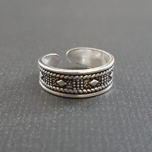 Oxidized Toe Ring