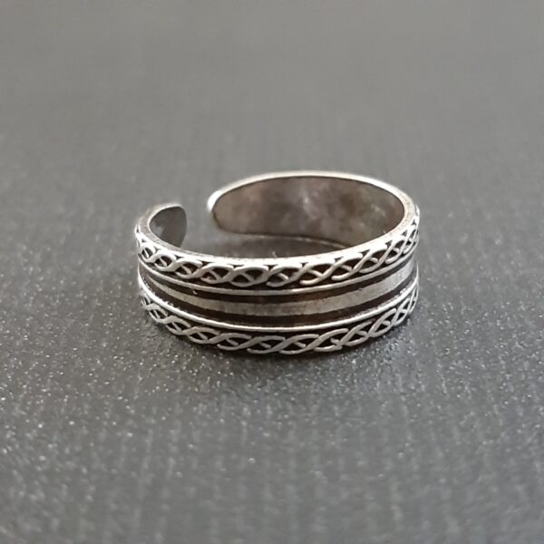 Oxidized Toe Ring