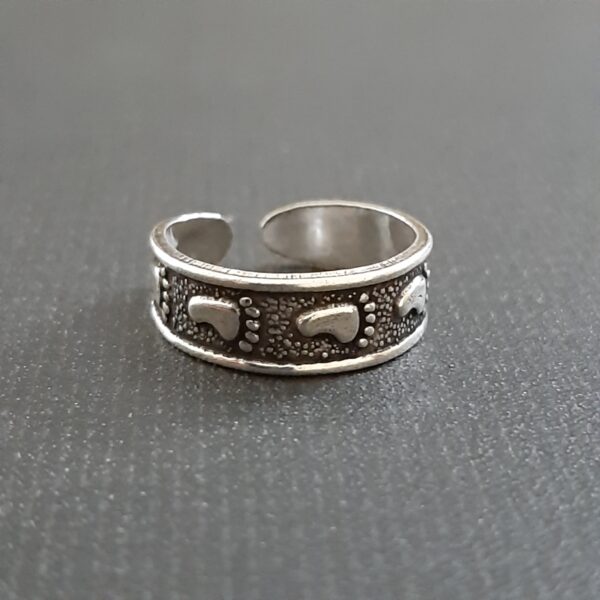 Oxidized Toe Ring